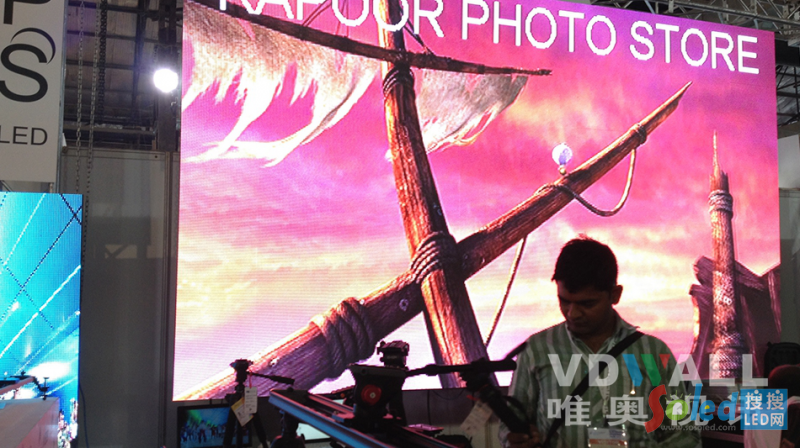 KAPOORչλΨWҕl̎d